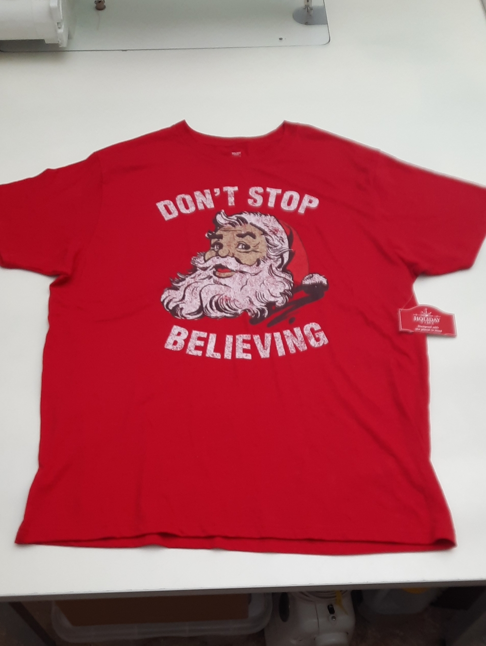 Holiday Time Red Santa 'Don't Stop Believing' Tee - Size XL